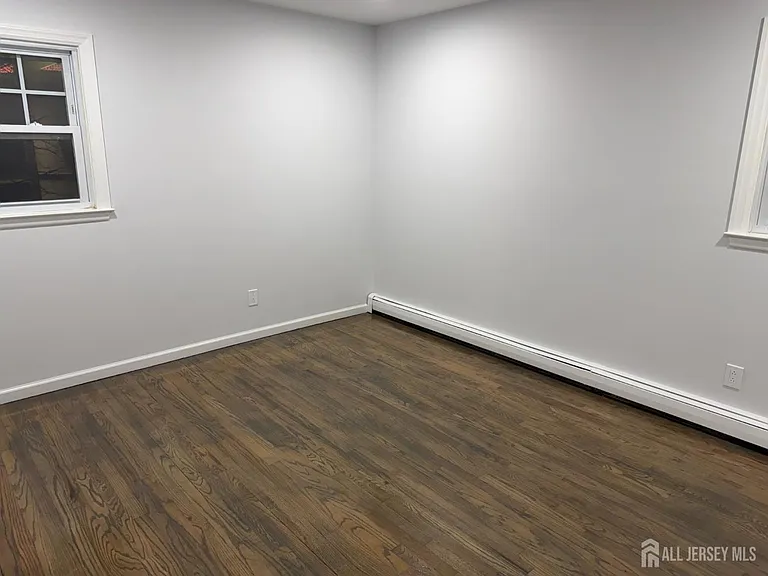 2460 Woodbridge Ave — Photo 21