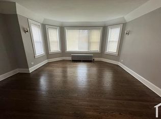 7645 S East End Ave, Chicago, IL 60649