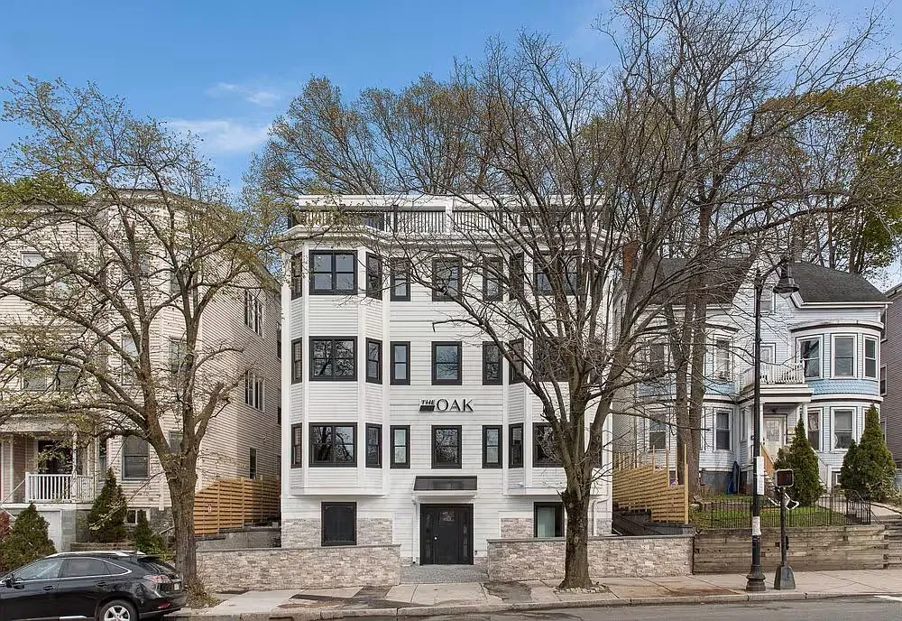 72 Hyde Park Ave — Photo 1