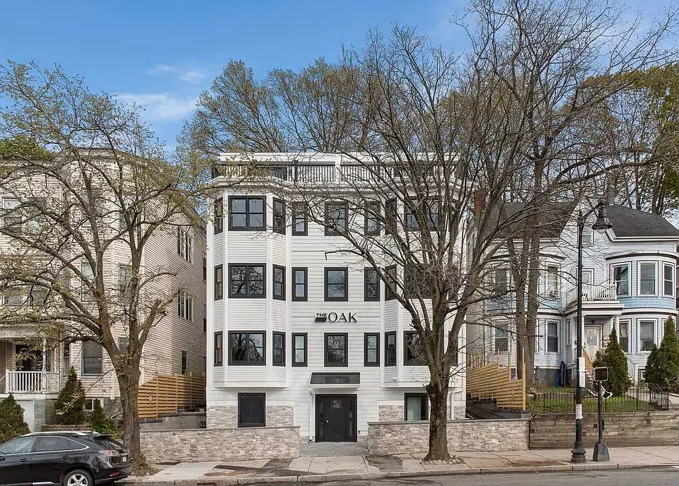 72 Hyde Park Ave #2