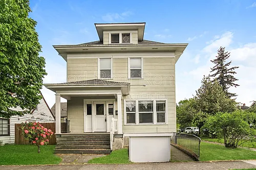 1320 S 9th St Photo 1