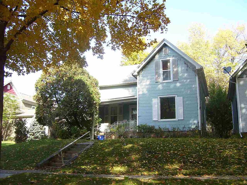 1st image of 912 Fairchild St