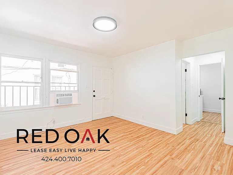 409 S Union Ave #3/4 — Photo 1