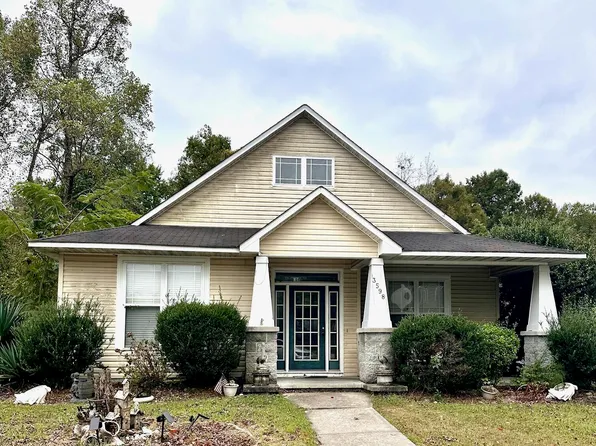 3598 Willow Run Drive, Greenville, NC 27858