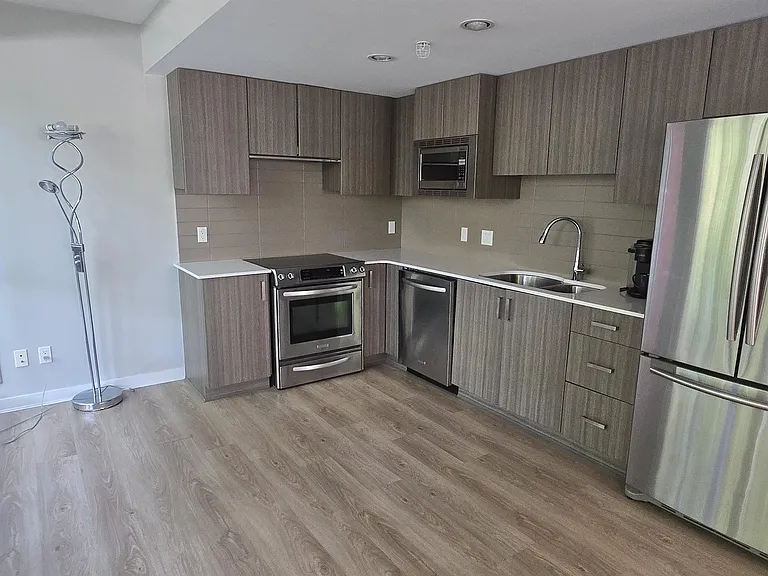 125 Columbia St #1205 — Photo 21