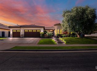 10213 Barnes Dr, Bakersfield, CA 93311