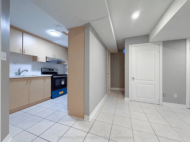 46 Clifton Ct #BASEMENT — Photo 7