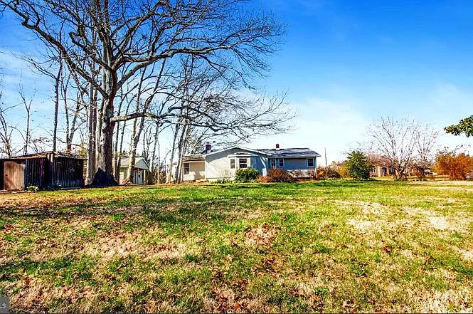 12915 Edelen Rd — Photo 24
