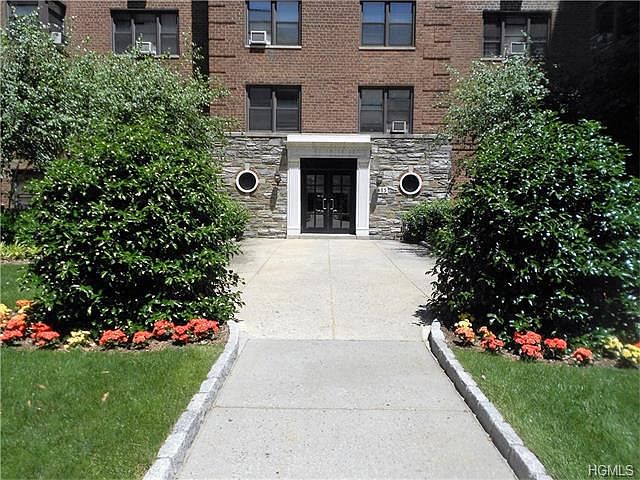 2nd image of 485 E Lincoln Ave APT 301