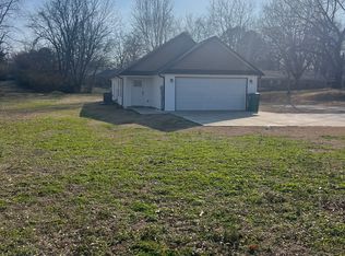 4088 W Main St, Milan, TN 38358