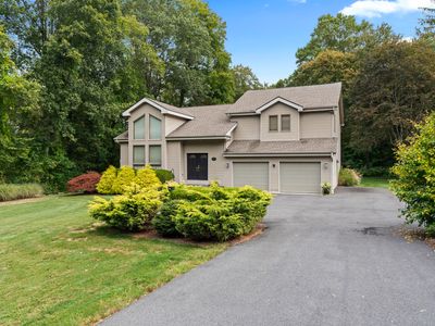 727 Old Colchester Road, Uncasville, CT, 06382