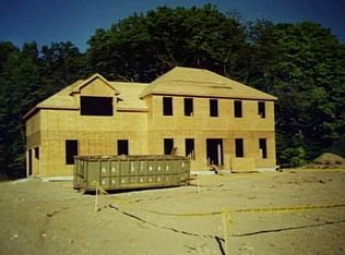 10 Old Fairgrounds, Woodbury, CT 06798