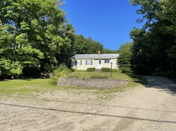 25 E Oxford Road, Paris, ME 04281