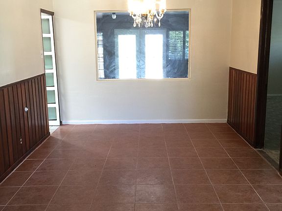 4th image of 1224 Meadowview Dr