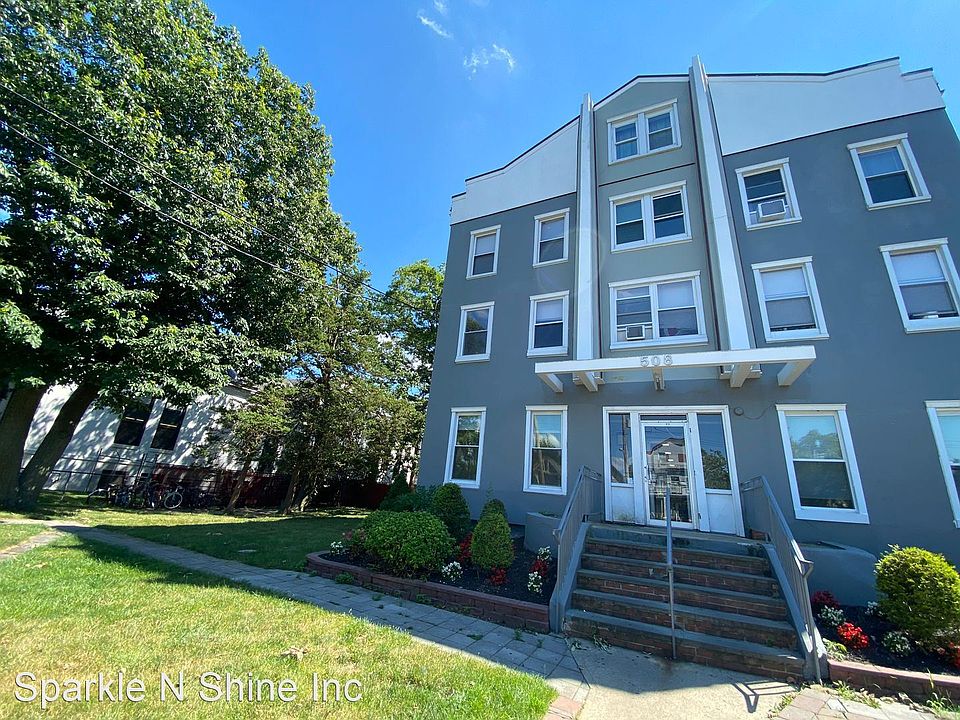 1st image of 508 1st Ave #508