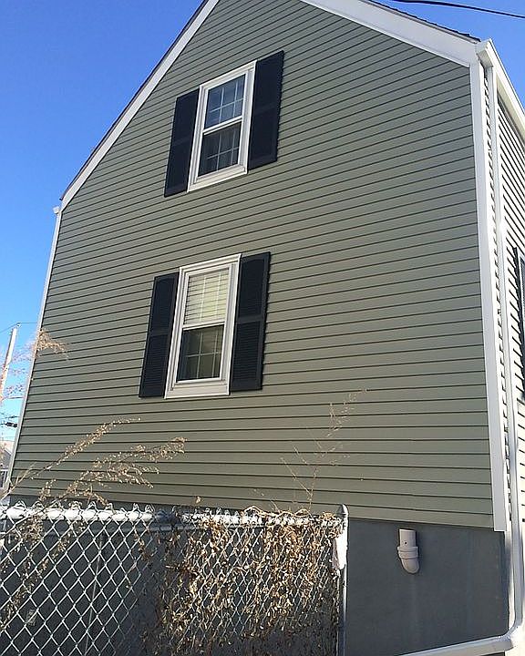 2nd image of 134 Wordsworth St