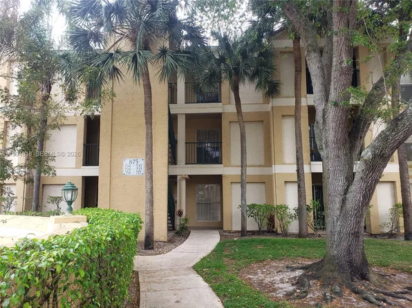 875 Riverside Dr APT 715, Pompano Beach, FL 33071