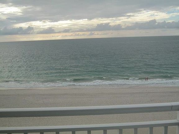 3rd image of 3750 Galt Ocean Dr APT 501