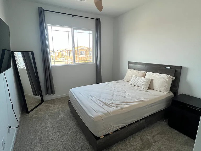 862 Camargo St — Photo 25