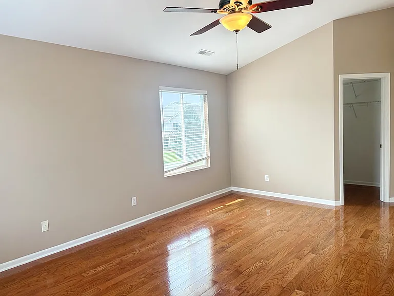 7257 Chucks Way — Photo 11