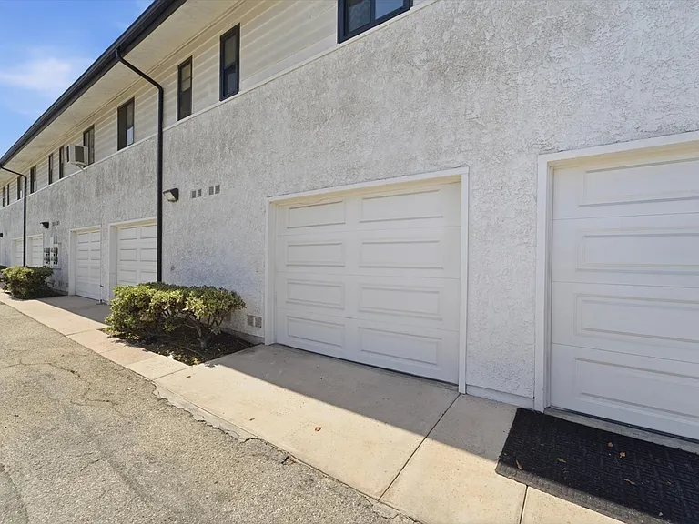1518 Marcelina Ave #2 — Photo 24