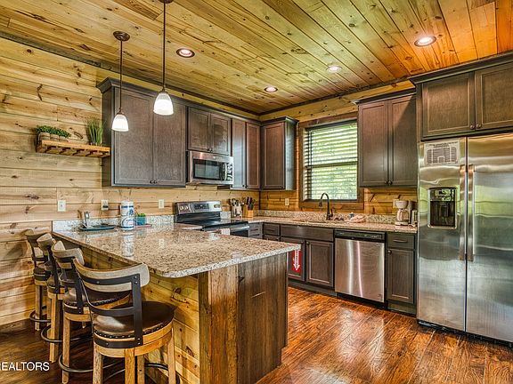 15th image of this home