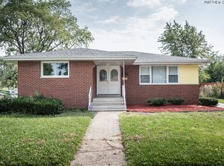 18519 Hickory St, Lansing, IL 60438