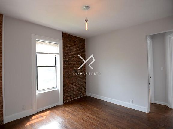 3rd image of 783 Lincoln Pl #1