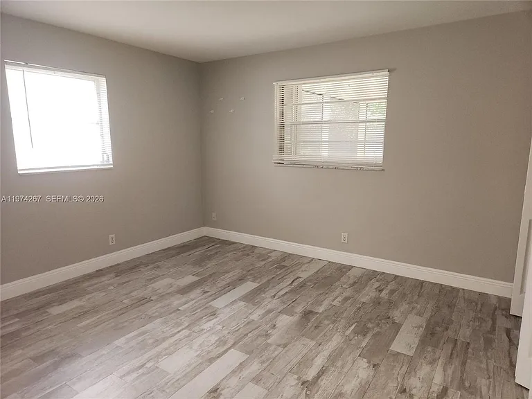 107 18th Ave S — Photo 9