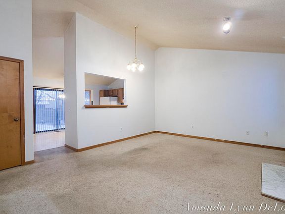 5th image of 4786 Southstone Dr SE