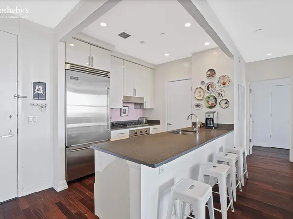 1 Hanson Place image 5 of 22