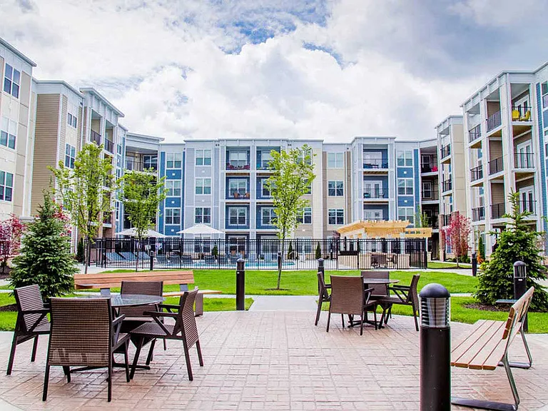 The Flats — Photo 12