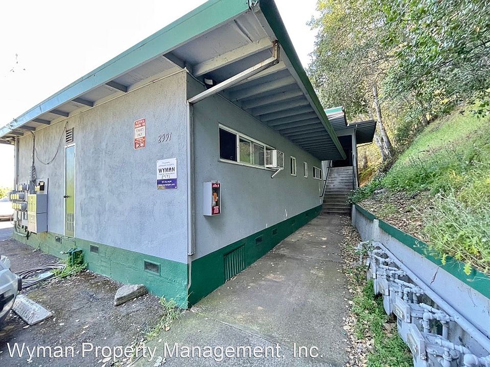 1st image of 3005 Hilltop Dr
