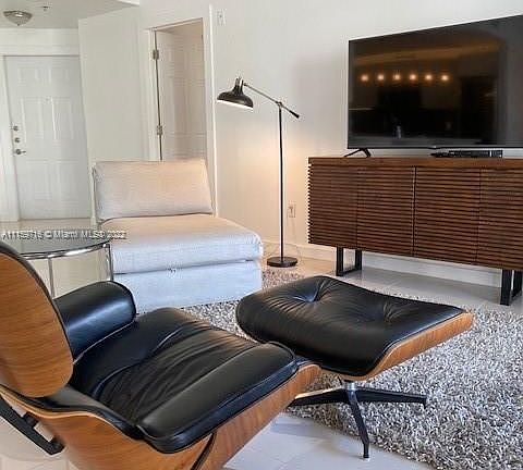 3rd image of 3135 NE 184th St APT 2104
