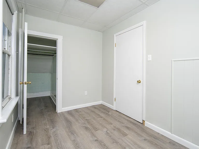 159 Hoosick St #1F — Photo 19