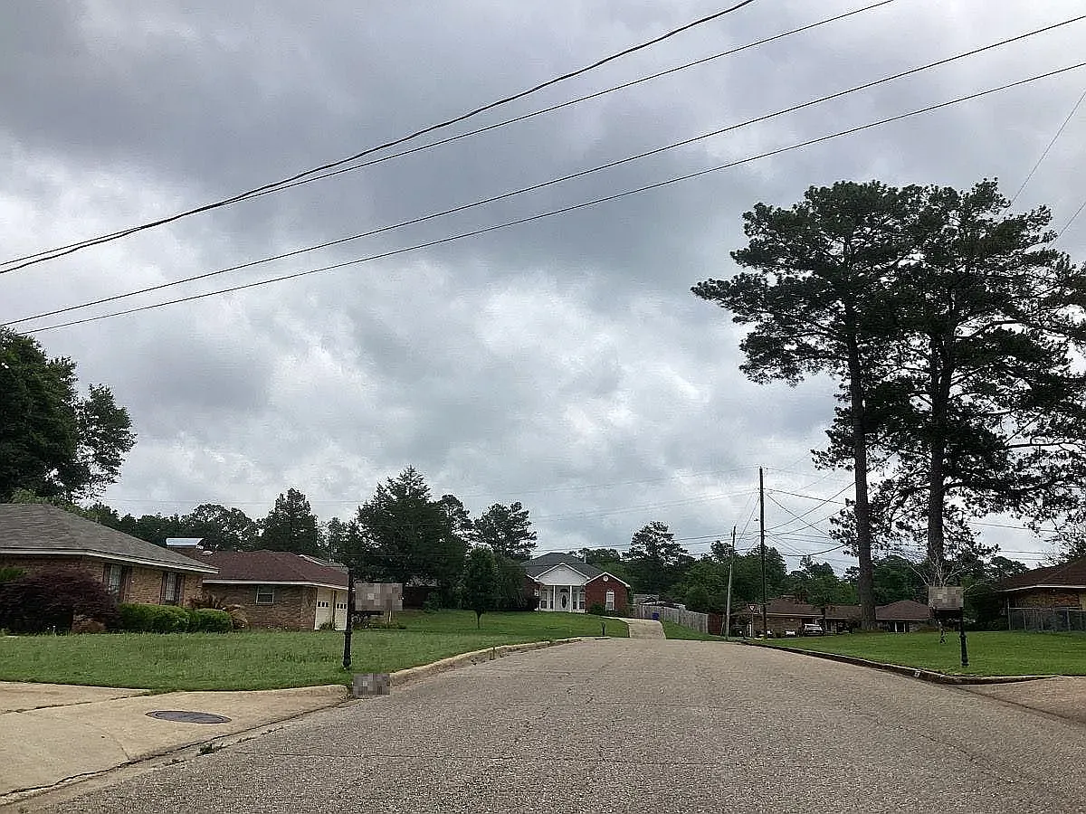 4 bed, 2731 sqft, $2,600 — Photo 3
