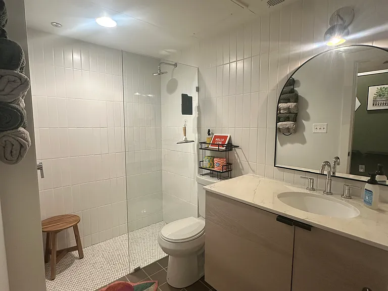 2906 S 1st St #101 — Photo 12