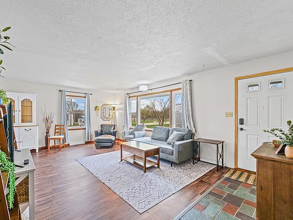 3rd image of 2609 Brownfield Rd