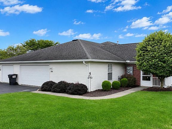 2nd image of 292 Chapman Way