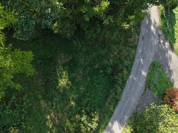 229-230 Number 1 Hl, Jenkins, KY 41537
