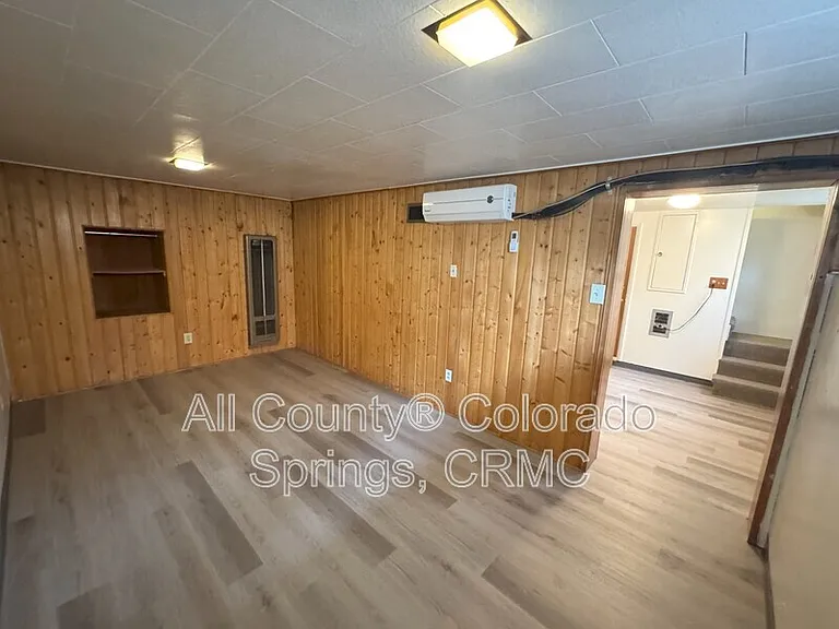 1407 E Platte Ave — Photo 23