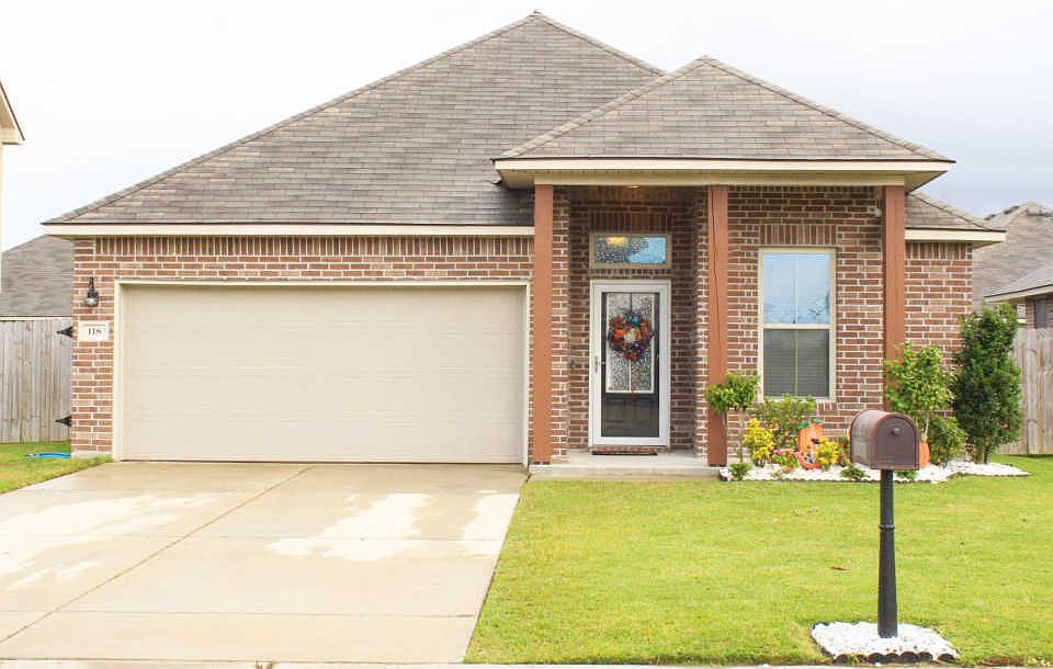 1st image of 118 Merrydale Ln