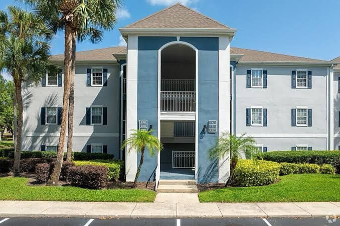 1st image of 5308 Clubside Dr