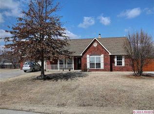 8205 Overlook Trl, Claremore, OK 74019