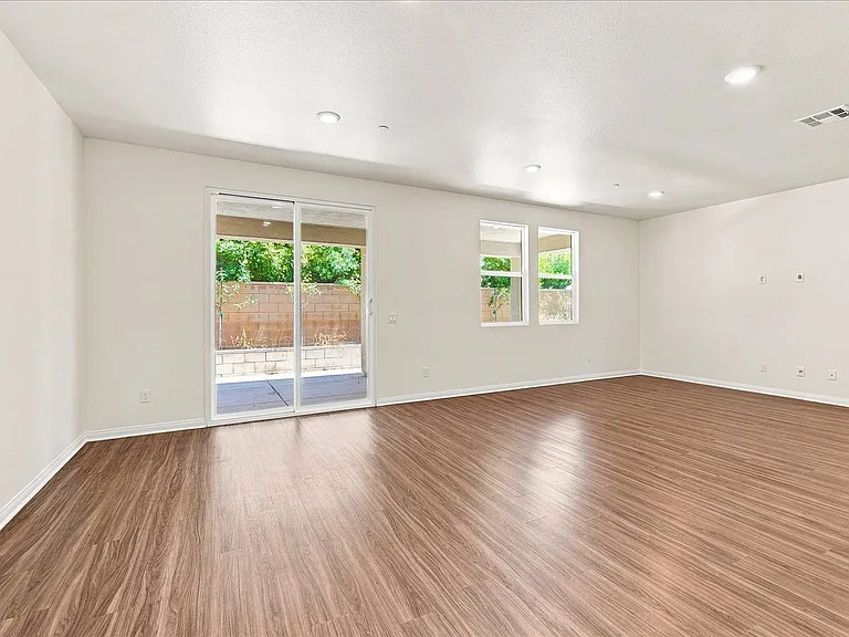 5577 Bella Way — Photo 29
