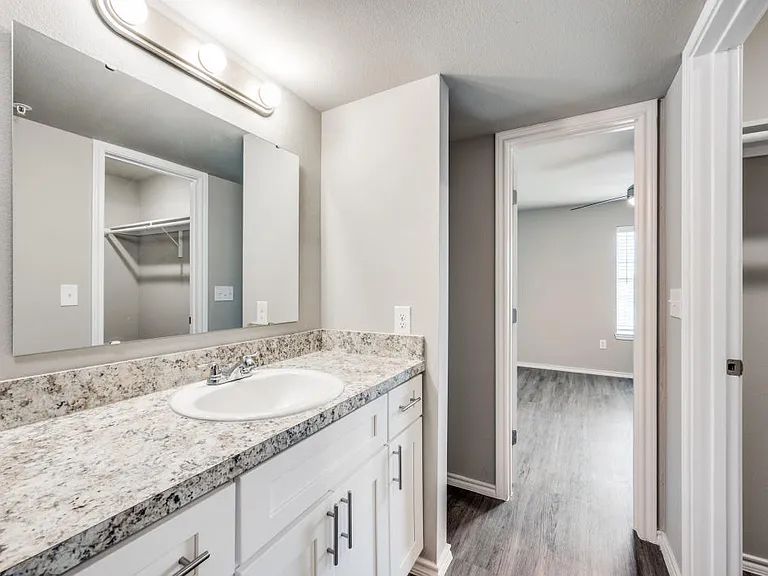 6108 Abrams Rd #218 — Photo 8