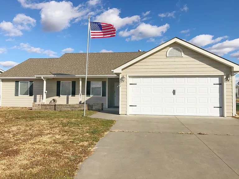 2720 Brookville Dr — Photo 11