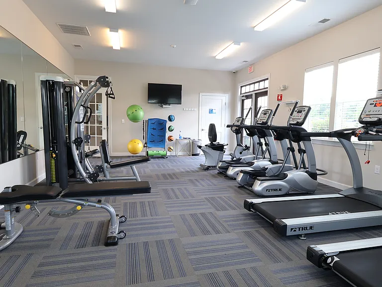 Fairway Village at Stoney Creek Apts — Photo 14