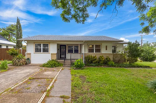 323 Hillcrest Ave Photo 1