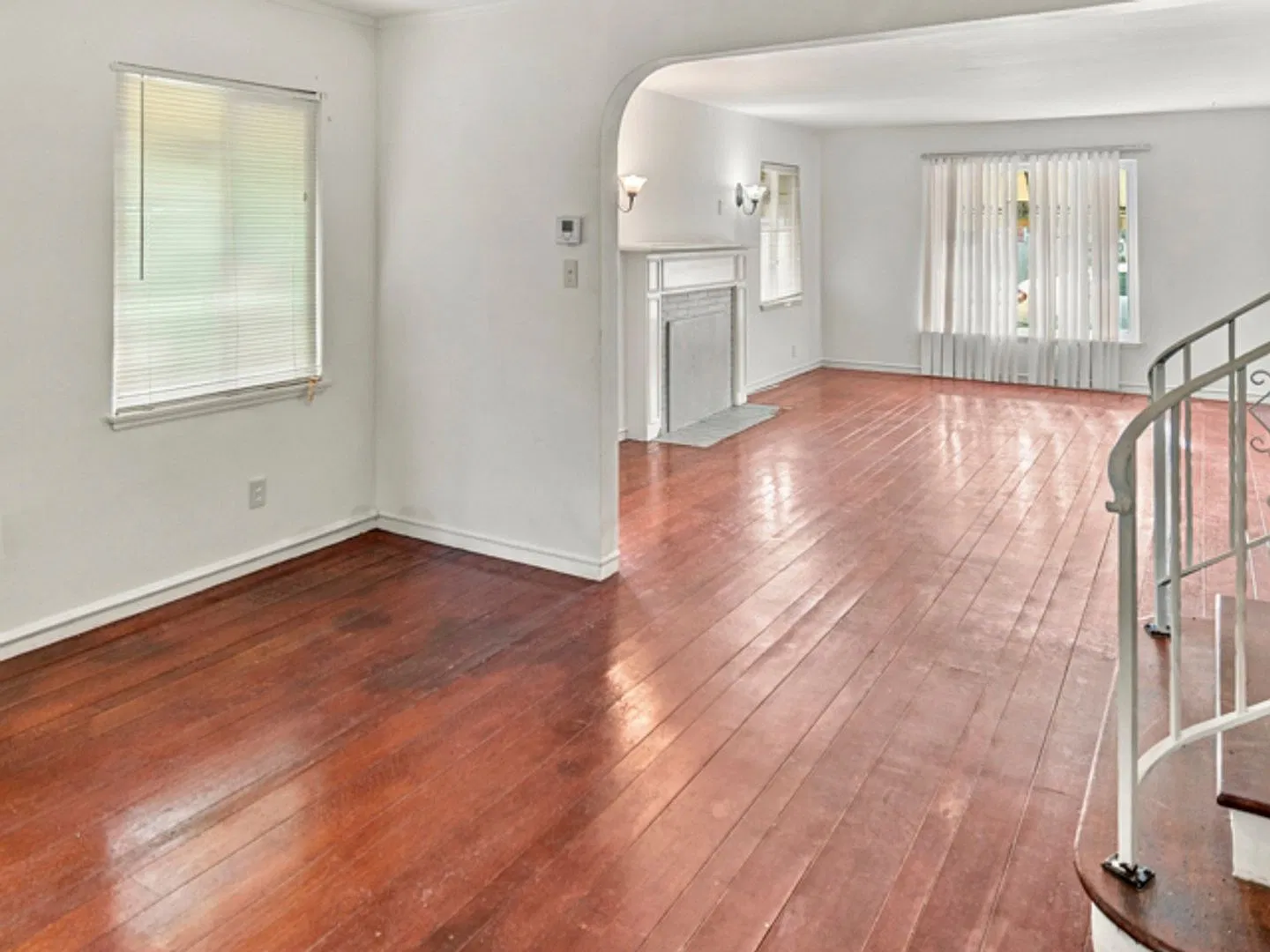 Relaxing Split Level Americana Home — Photo 2
